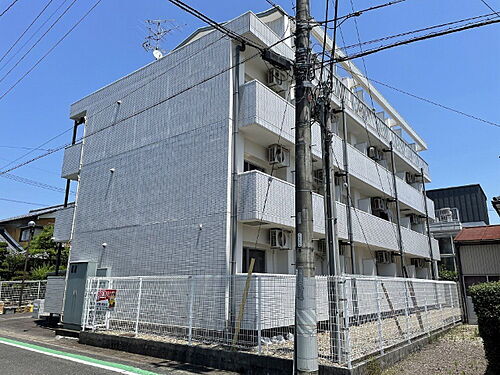 ファスイール山王 4階建