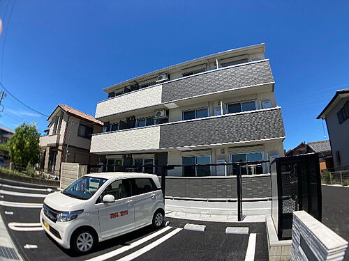 三重県四日市市西富田町 賃貸アパート