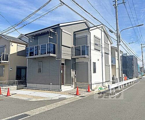 京都府京都市伏見区納所下野  2階建