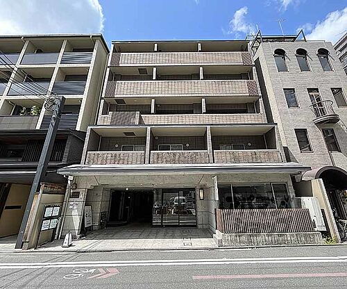 京都府京都市中京区室町通六角下る鯉山町 築13年3ヶ月 地上5階地下1階建