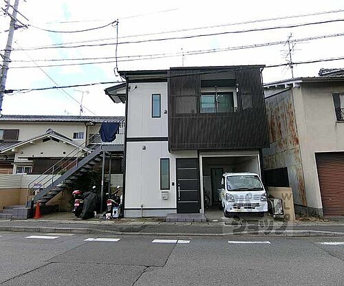 京都府京都市右京区梅津北町 2階建 築6年9ヶ月