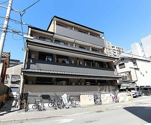 フラッティ堀川高辻 4階建