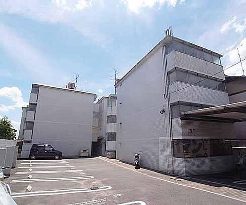 京都府京都市右京区太秦前ノ田町 築41年9ヶ月 4階建