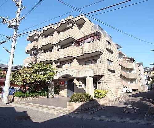 京都府京都市右京区梅津中倉町 築36年8ヶ月 4階建
