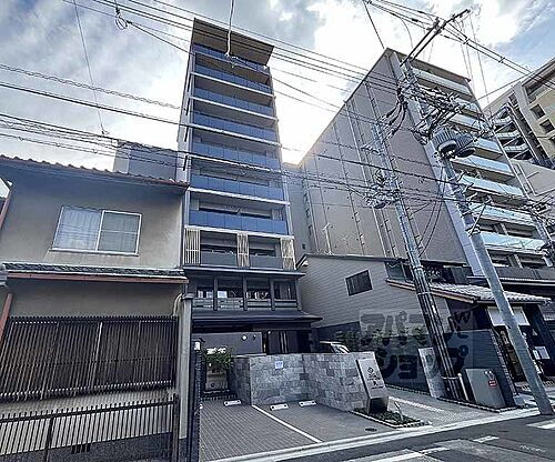 京都府京都市中京区三条通堀川東入橋東詰町 10階建 築1年未満