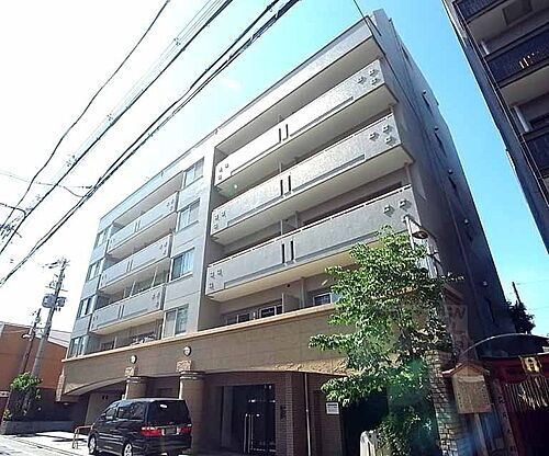 京都府京都市下京区松原通新町東入中野之町 築31年9ヶ月 8階建