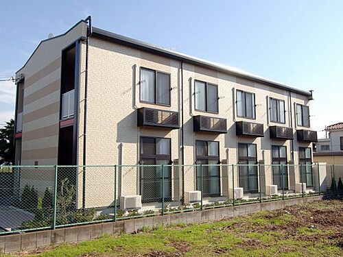 レオパレスハポネス 2階建