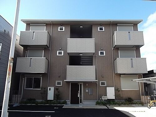 京都府京都市山科区御陵中内町 築13年5ヶ月 3階建