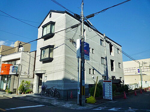 滋賀県大津市晴嵐１丁目 築38年 3階建