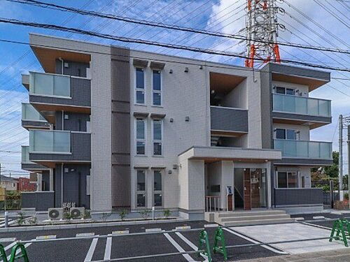 栃木県小山市城北３丁目 3階建 築1年9ヶ月