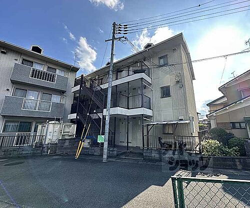 京都府長岡京市滝ノ町二丁目 3階建 築35年8ヶ月