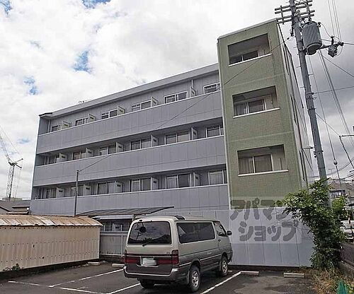 京都府京都市山科区御陵天徳町 築32年10ヶ月 4階建