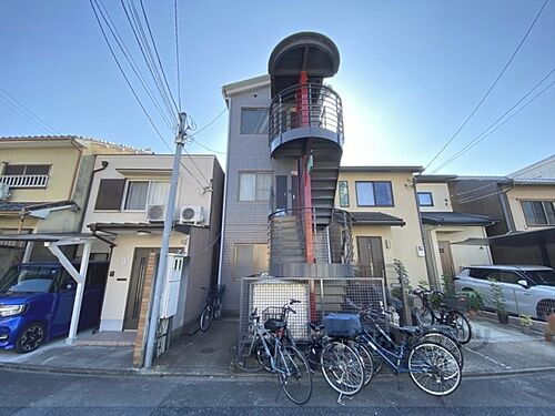 京都府京都市中京区西ノ京北壺井町 3階建 築35年9ヶ月