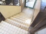 パラドール円町 階段