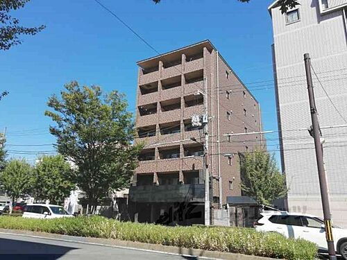 京都府京都市中京区西ノ京南上合町 賃貸マンション