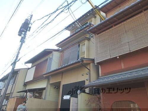 京都府京都市東山区宮川筋４丁目 3階建 築19年11ヶ月