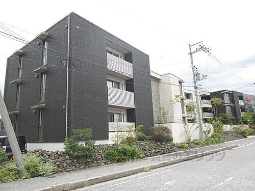 滋賀県米原市梅ケ原 3階建 築5年3ヶ月