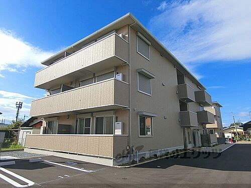 滋賀県東近江市五個荘竜田町 3階建 築3年5ヶ月