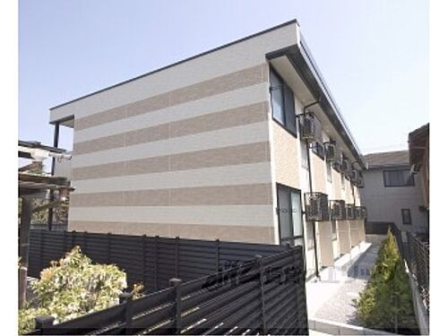 滋賀県愛知郡愛荘町中宿 2階建 築16年8ヶ月