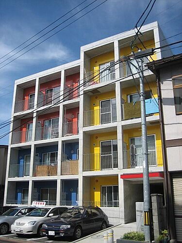 山形県山形市七日町４丁目 4階建 築19年9ヶ月