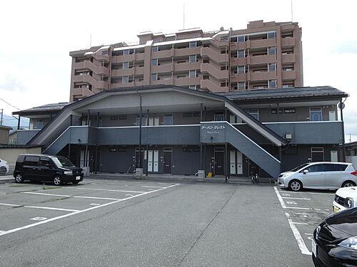 山形県山形市小荷駄町 2階建 築26年