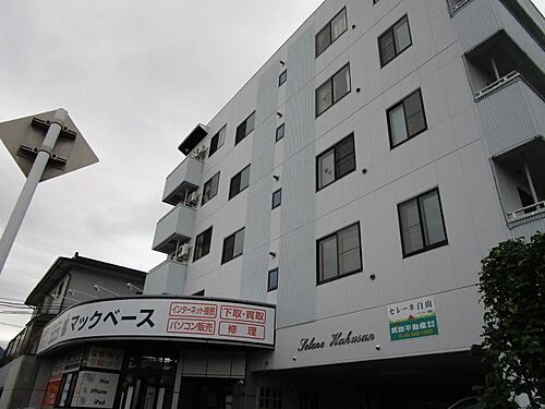 山形県山形市白山３丁目 5階建