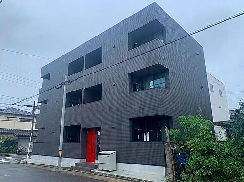 愛知県名古屋市南区道徳新町４丁目 3階建