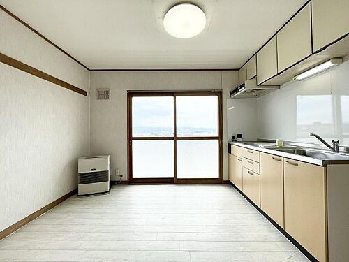 秋月マンション