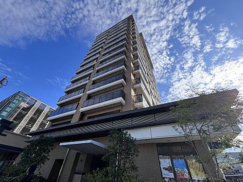 福岡県福岡市博多区吉塚本町 14階建 築14年5ヶ月