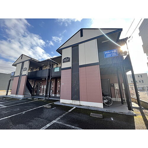 長野県長野市稲里町中央４丁目 賃貸アパート