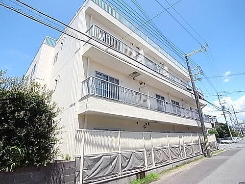 兵庫県神戸市西区北別府４丁目 3階建 築32年4ヶ月