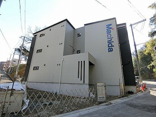 兵庫県神戸市須磨区妙法寺字道正川 3階建 築4年10ヶ月