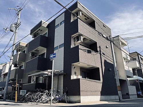 兵庫県尼崎市立花町１丁目 3階建 築10年9ヶ月