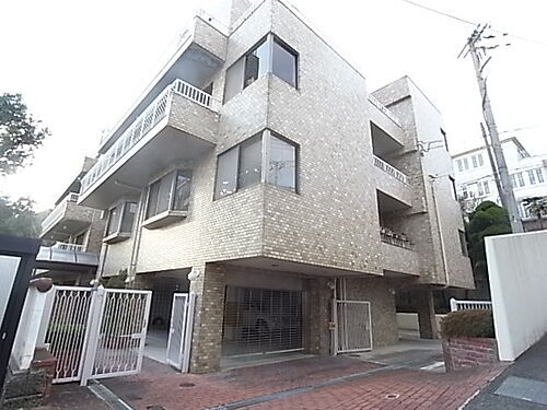 兵庫県神戸市中央区北野町２丁目 築46年5ヶ月 6階建