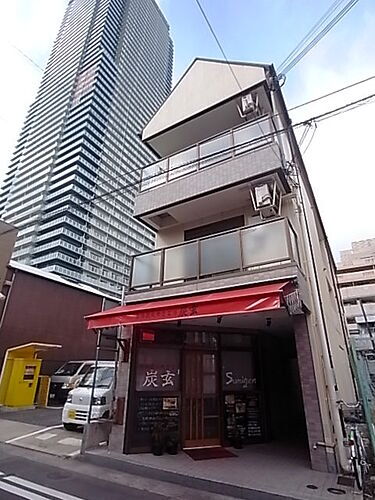 兵庫県神戸市中央区旭通３丁目 築29年3ヶ月 3階建