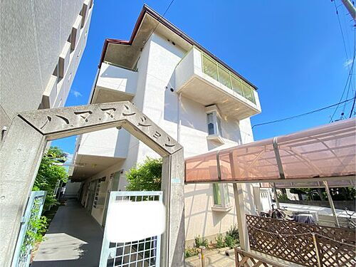 兵庫県西宮市小松南町３丁目 築39年9ヶ月 3階建