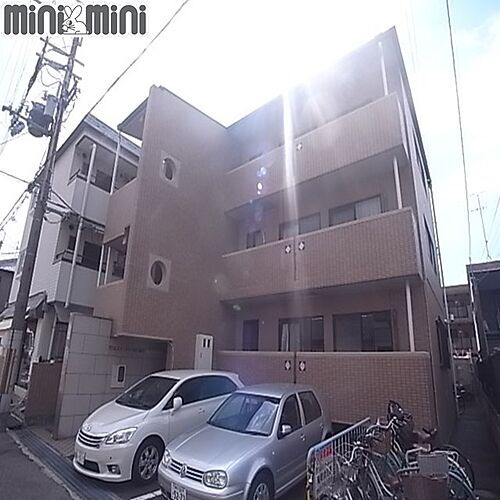 兵庫県西宮市里中町２丁目 築29年4ヶ月 3階建