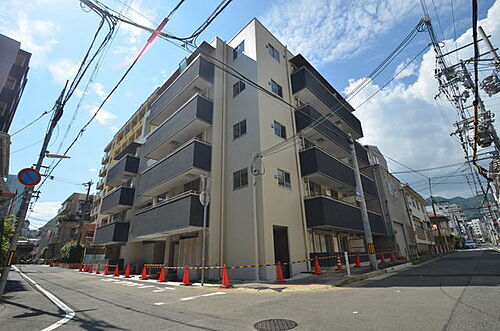 兵庫県神戸市中央区日暮通４丁目 築6年4ヶ月 5階建