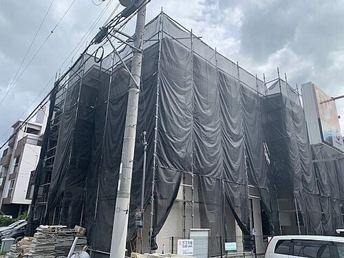 兵庫県尼崎市東七松町１丁目 3階建 築1年1ヶ月