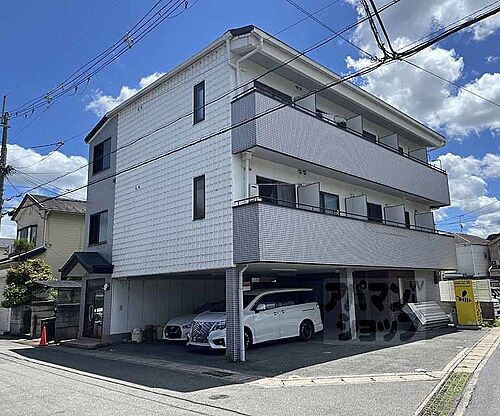 京都府亀岡市余部町法蔵寺 築35年9ヶ月 3階建