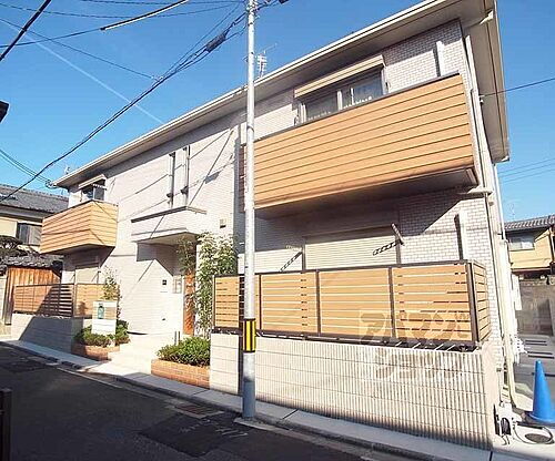 京都府京都市右京区太秦安井北御所町 築8年2ヶ月 2階建