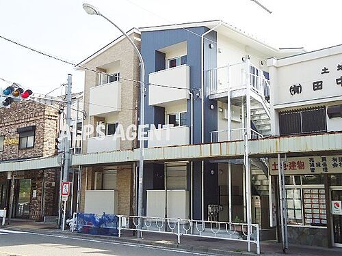 神奈川県横浜市中区山元町１丁目 3階建 築11年10ヶ月