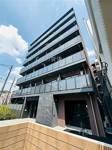 神奈川県横浜市中区根岸町３丁目 7階建 