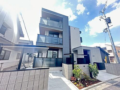 広島県広島市安芸区船越３丁目 3階建