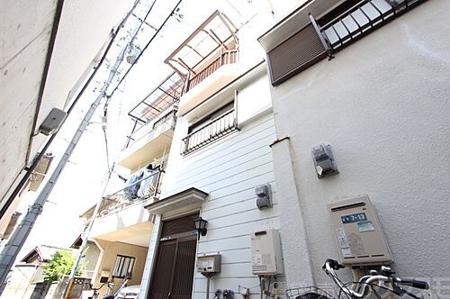 大阪府寝屋川市錦町 築33年9ヶ月 3階建