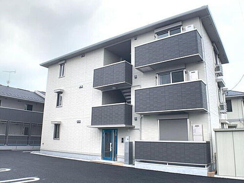 栃木県小山市神鳥谷５丁目 3階建 築3年4ヶ月