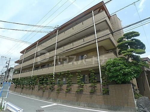 千葉県市川市田尻５丁目 4階建 築31年8ヶ月