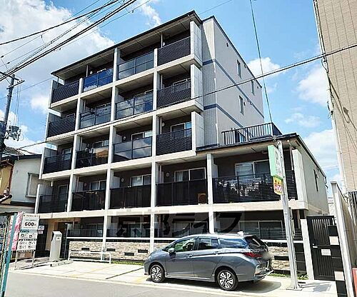 京都府京都市中京区西ノ京中御門東町 築5年9ヶ月 5階建