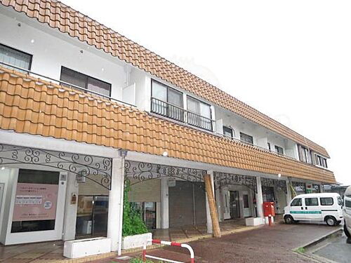 逆瀬台センターテラスハウス 2階建