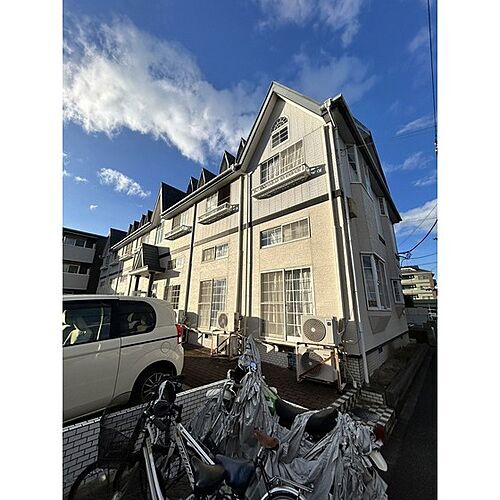 ホワイトキャッスル蒲町ビレジＡ棟